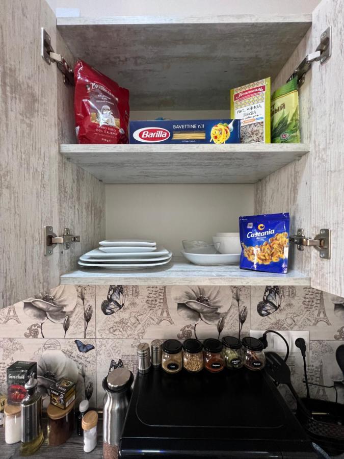 Cool Blue Interior Self Check In Apartment Erevan Exterior foto
