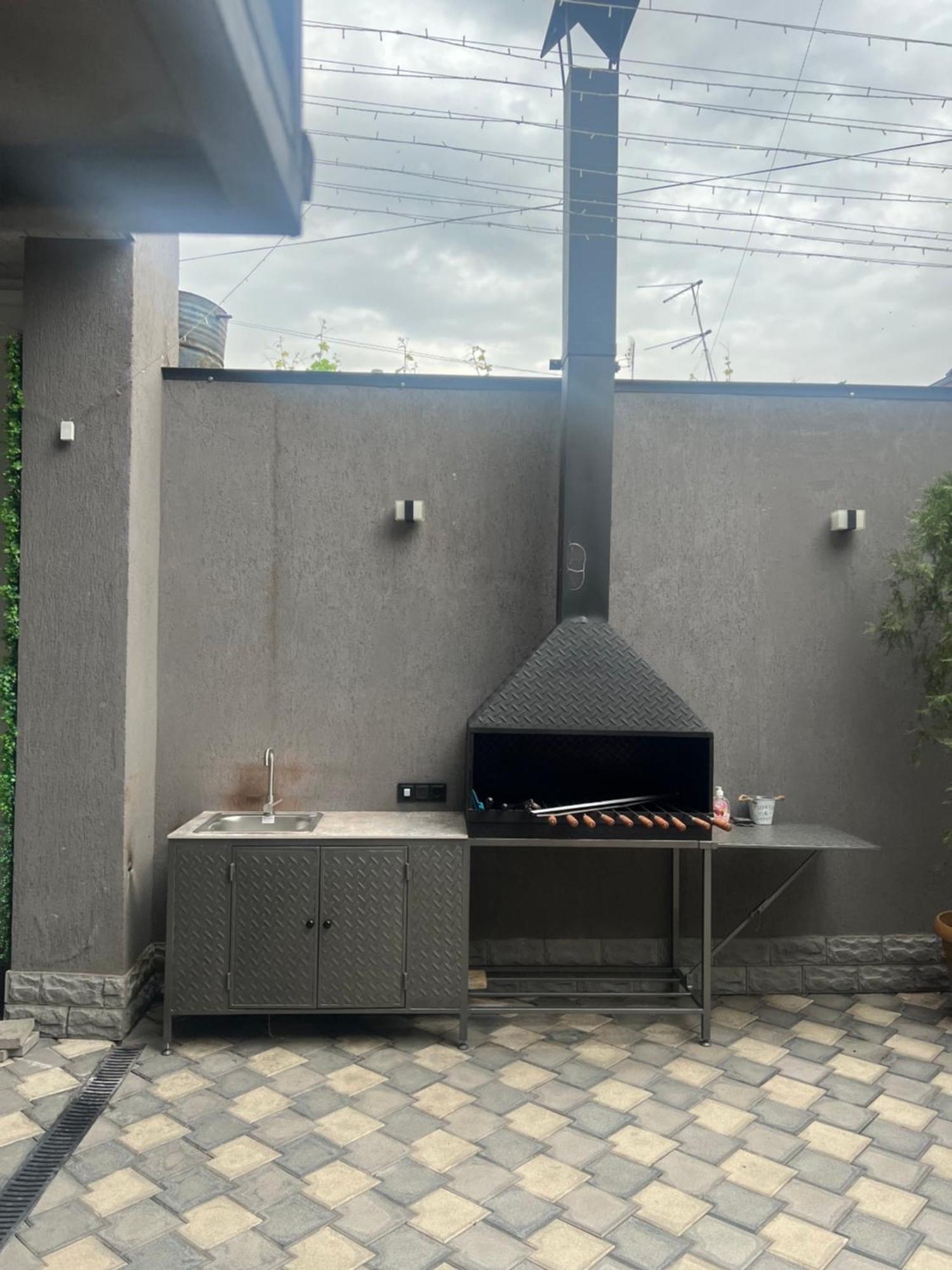 Cool Blue Interior Self Check In Apartment Erevan Exterior foto